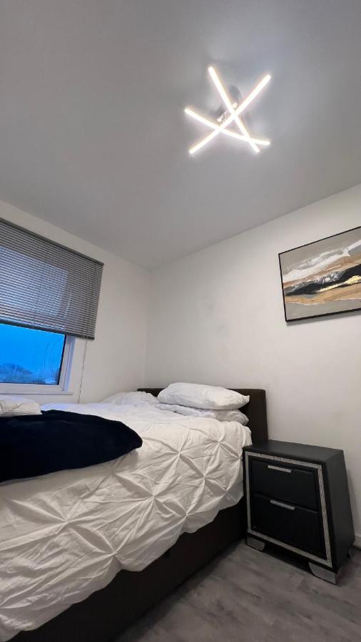 Privatunterkunft Buzz Crib *