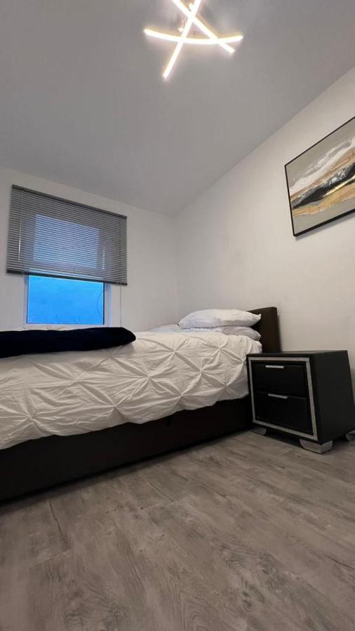 Privatunterkunft Buzz Crib